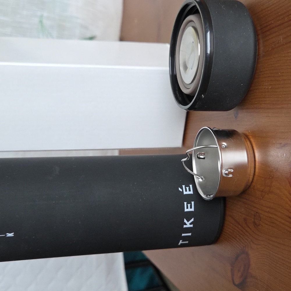 BRAND NEW IN BOX - Tikee Black Insulated Tea Infusion Bottle